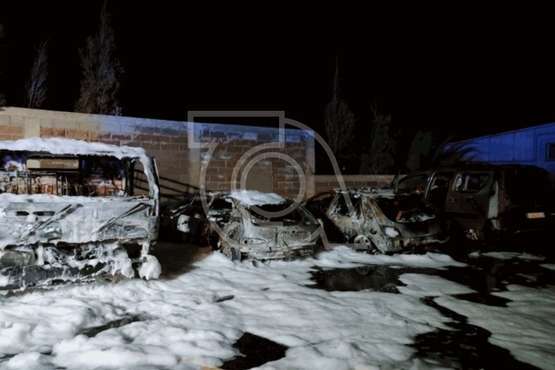 Cuatro vehículos arden de madrugada en el Valle de Jinámar (Telde)/TA.